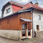 U Potoka Semesterbostad Říčky